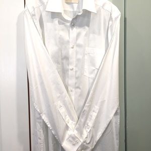 Men’s dressy shirt